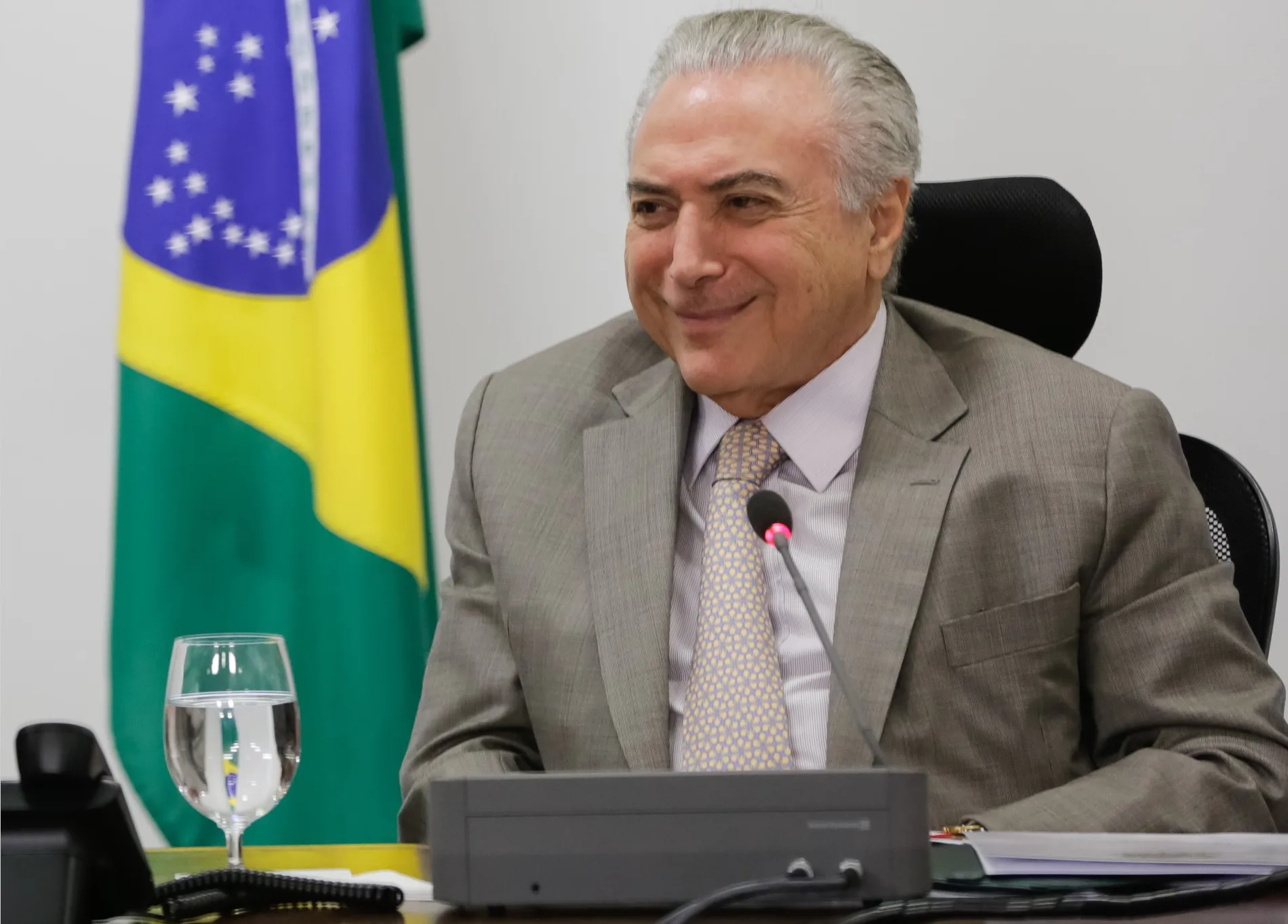 Temer comemora aniversário com a família, às vésperas de tramitação de denúncia