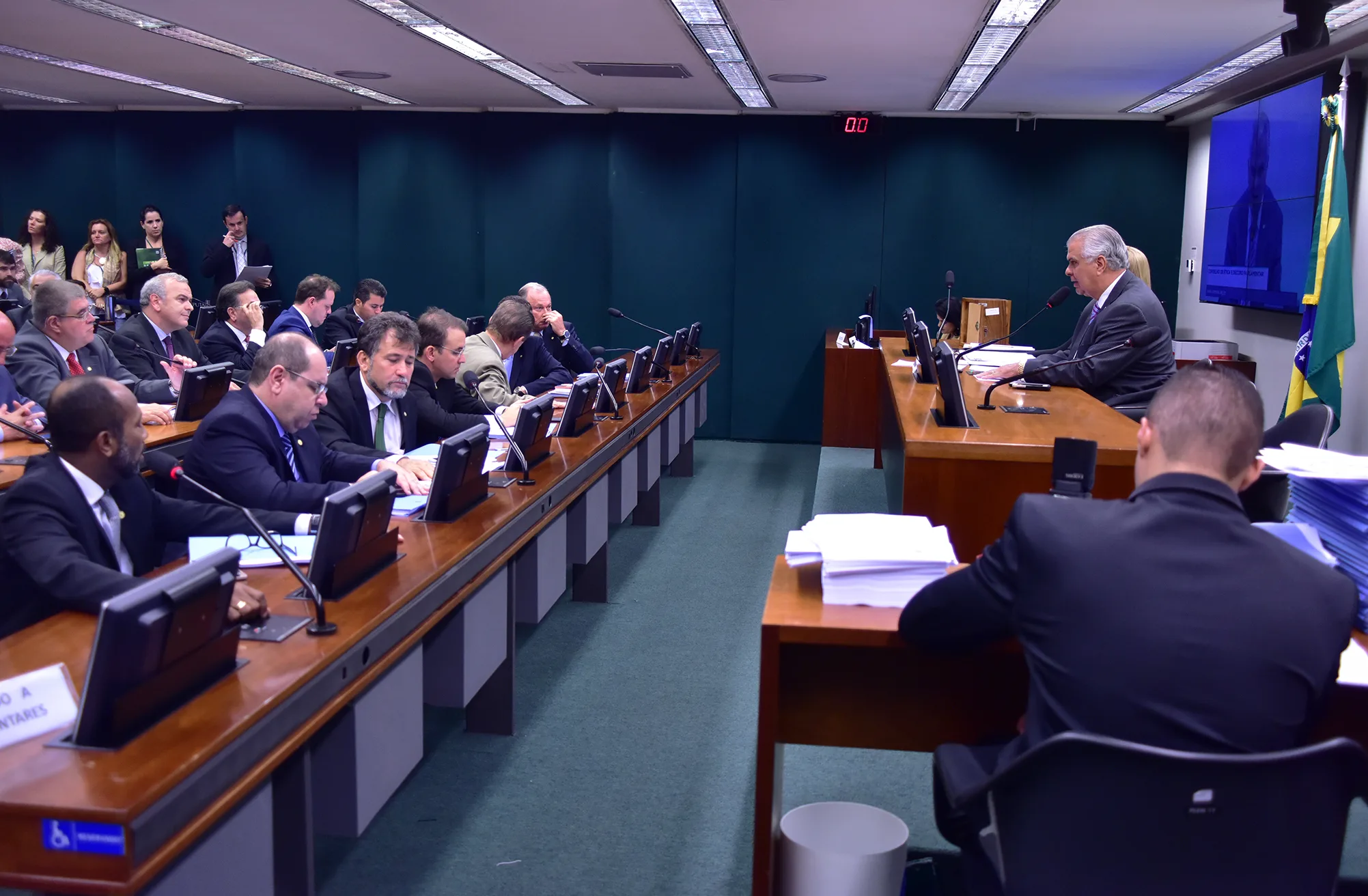 Conselho de Ética sorteia deputados do PT, PR e PRB para relatoria do caso Cunha