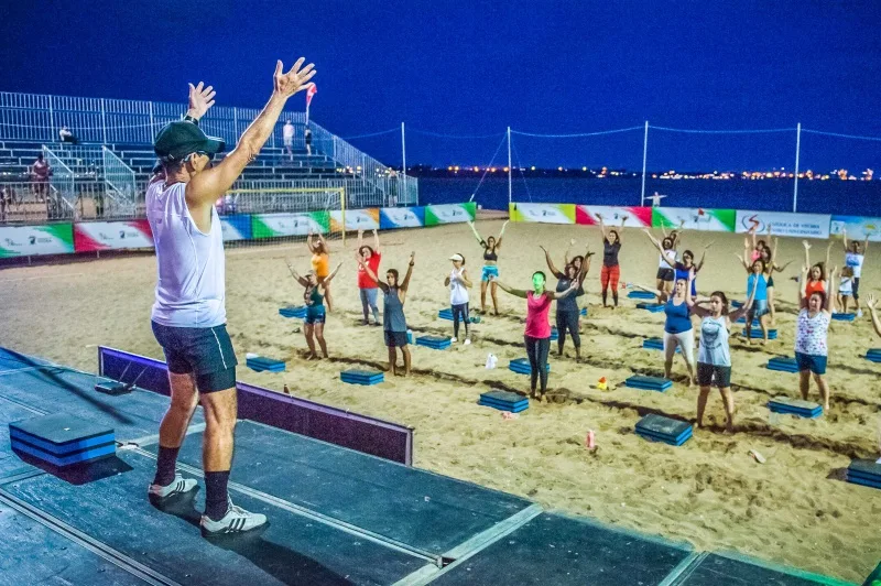 Aula de ginástica dançante na Arena Vitória Verão 2018