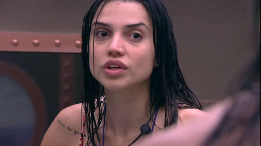 Nas redes sociais, Paula é acusada de xenofobia mais uma vez no BBB 18