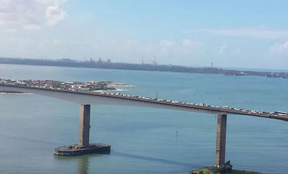 Após três horas de interdição, trânsito na Terceira Ponte é liberado