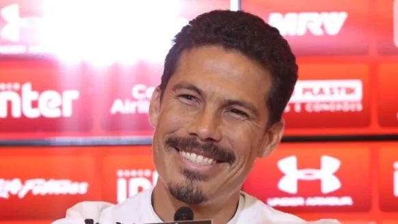 Apresentado, Hernanes afirma estar pronto para estrear pelo São Paulo no sábado