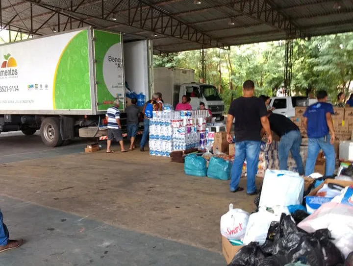 Cachoeiro envia 17 caminhões com doações às vítimas das chuvas no ES