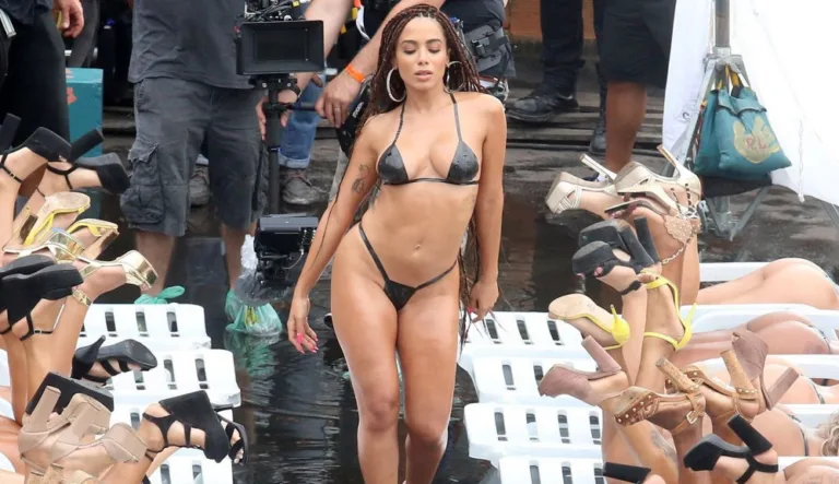 Anitta dá dica para atingir o sucesso: Ser autêntica