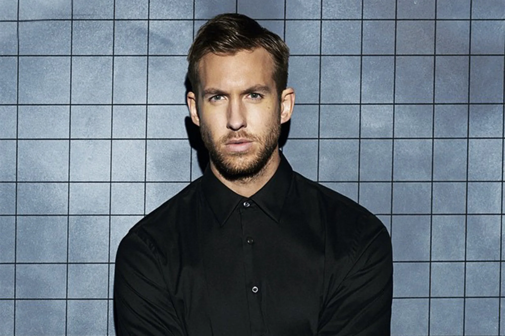 Calvin Harris sofre acidente de carro e é internado