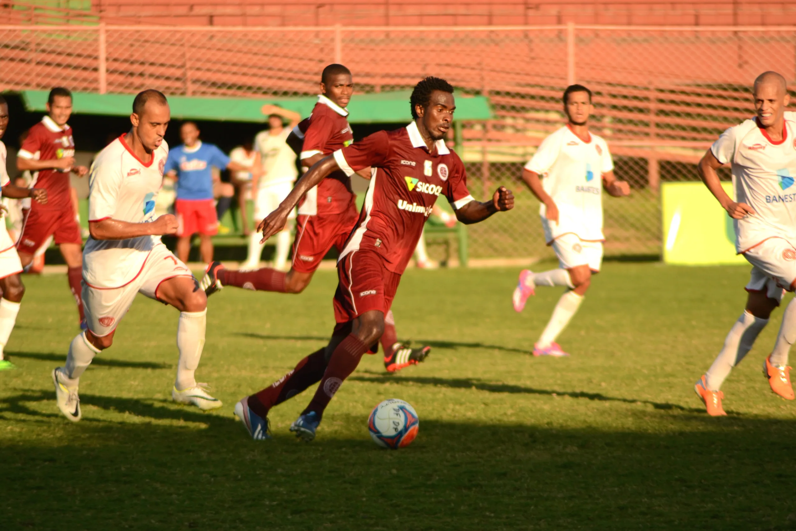 Copa ES 2014: Cachoeiro vence a Tiva mas não consegue a classificação