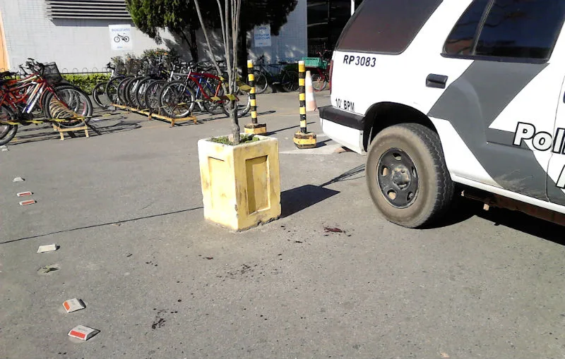 Segurança de supermercado em Guarapari é baleado após reagir a assalto