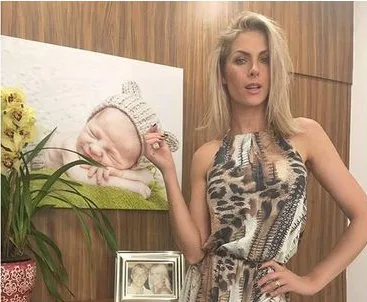 Ana Hickmann revela que foi difícil recuperar as medidas após gravidez