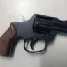 Adolescente desfila com arma falsa na cintura e acaba apreendido durante bloco de carnaval em VV