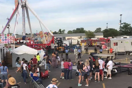 A ride called Fireball malfunctioned causing numerous injuries at the Ohio State Fair in Colombus, Ohio, U.S. July 26, 2017. Bruce Lamm/@OntheLamm/Social Media Website/via REUTERS ATTENTION EDITORS – THIS IMAGE HAS BEEN SUPPLIED BY A THIRD PARTY. MANDATORY CREDIT. NO RESALES. NO ARCHIVES.