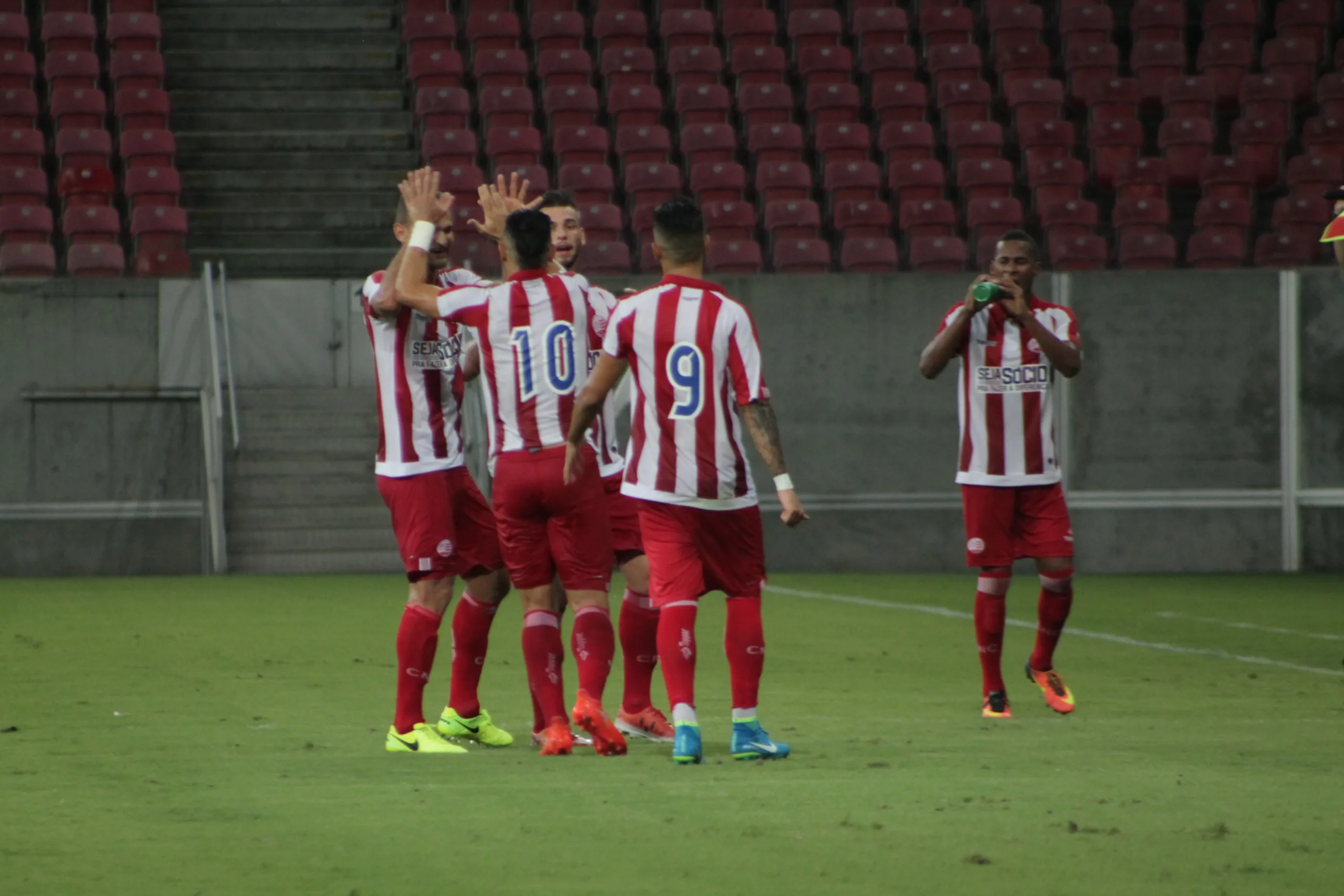 Náutico bate o Fluminense-BA e garante vaga na terceira fase da Copa do Brasil