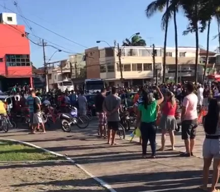 Grande Vitória vive domingo de manifestações em apoio à paralisação de caminhoneiros