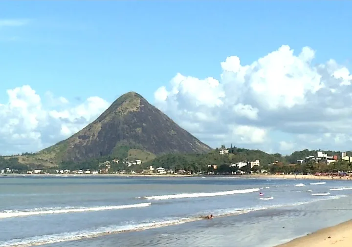 Conheça três cidades que sabem aproveitar bem as belezas do litoral sul capixaba