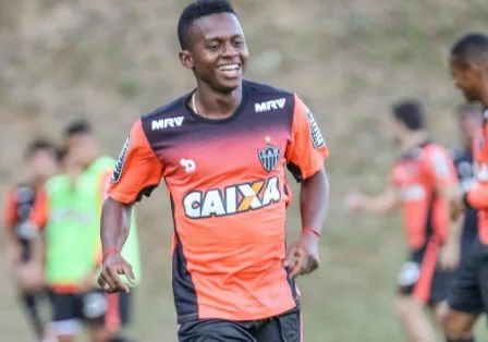 Cazares se reapresenta e Atlético-MG inicia preparação para encarar o Botafogo