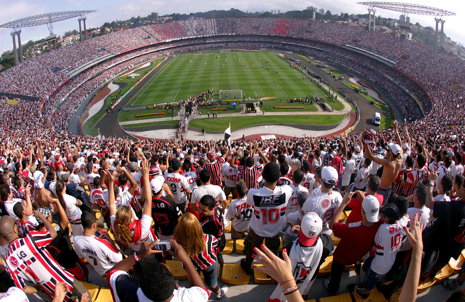 São Paulo terá Morumbi cheio contra a Ponte Preta para ficar longe da degola