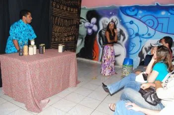 Centro de Referência da Juventude realiza mostra de Teatro do Oprimido