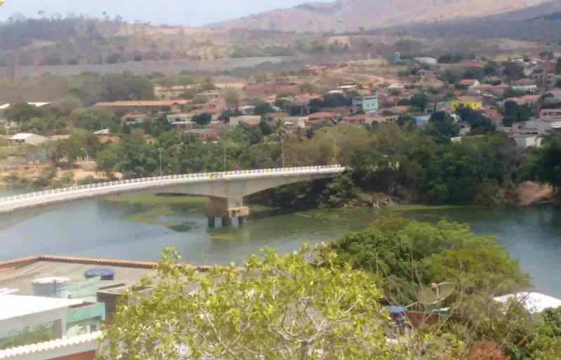 Prefeito de Baixo Guandu decreta estado de calamidade pública por causa de seca e chegada da lama