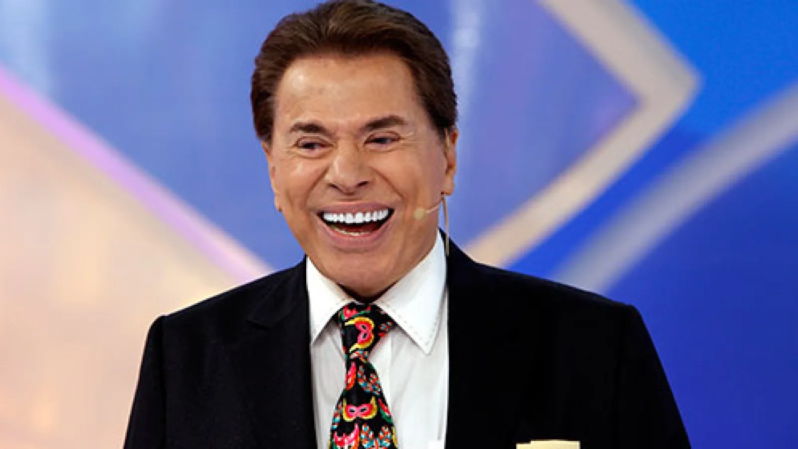 Silvio Santos constrange atores mirins do SBT