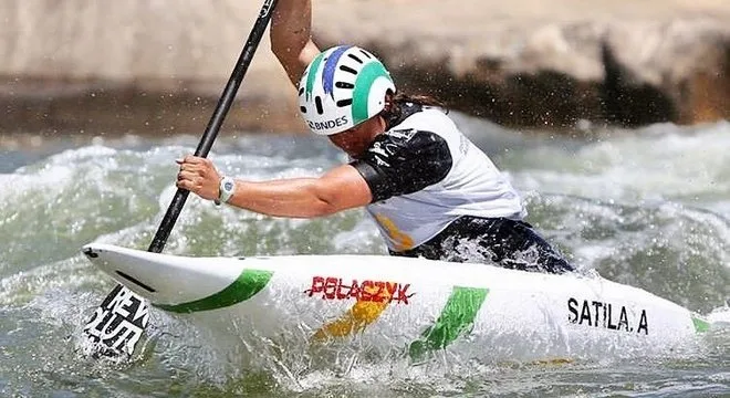 Ana Sátila conquista ouro inédito em etapa da Copa do Mundo de Canoagem Slalom