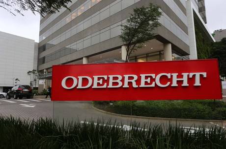 Vice-presidente do Equador suspende agenda, após áudio ligado ao caso Odebrecht