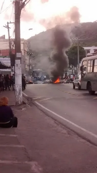 Manifestantes encerram protesto e liberam trânsito na Rodovia Serafim Derenzi