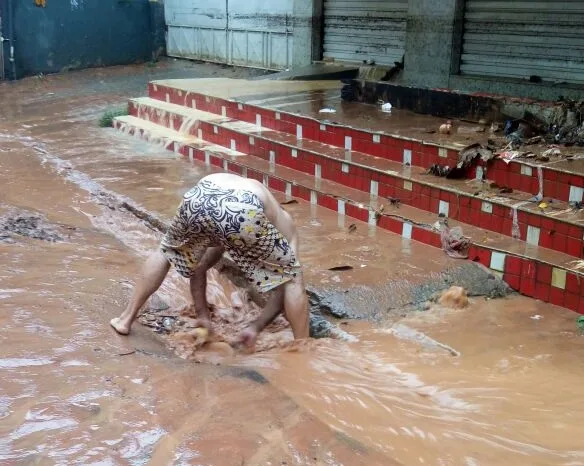 Quase 30 famílias ficam desalojadas em Cachoeiro por causa da chuva