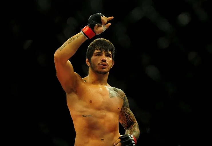 Erick Silva e Lyoto Machida atropelam e Barão faz as pazes com a vitória no UFC