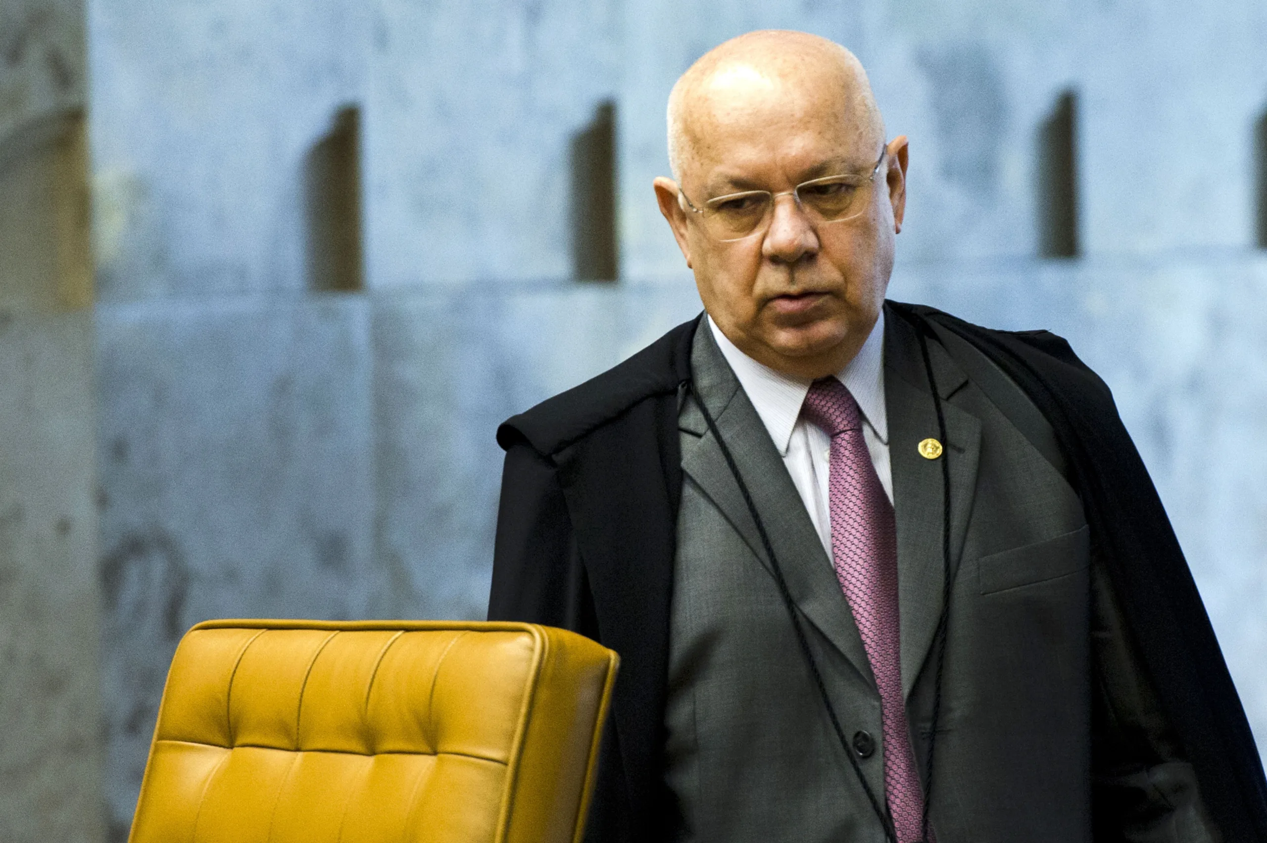 Brasília – O ministro do Supremo Tribunal Federal (STF), Teori Zavascki, durante sessão extraordinária para encerramento do Ano Judiciário (Marcelo Camargo/Agência Brasil)