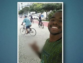 Jovem tira selfie fazendo gesto obsceno e é detido por desacato no município de Vila Velha