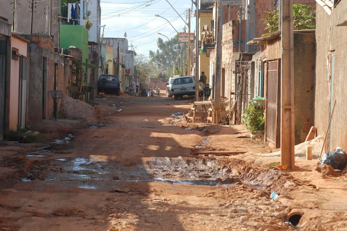 Pobreza é mais grave em famílias com crianças, aponta estudo