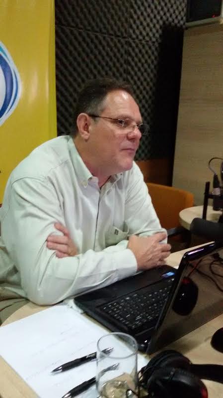 Sabatina na Rádio Vitória: Médico afirma que faltam gestores de saúde pública no Estado