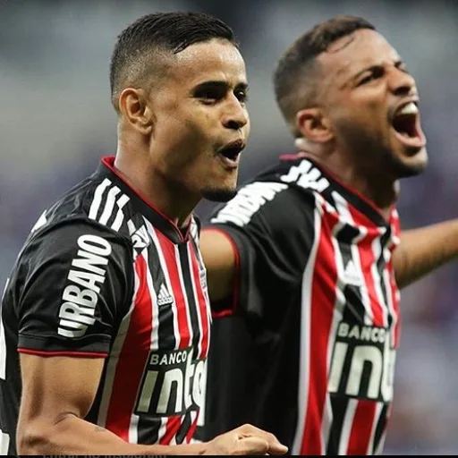 Sem Everton, Aguirre deve mexer em várias peças no São Paulo diante do Fluminense