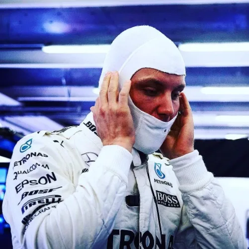 Bottas volta a superar Hamilton e lidera segundo treino livre em Silverstone