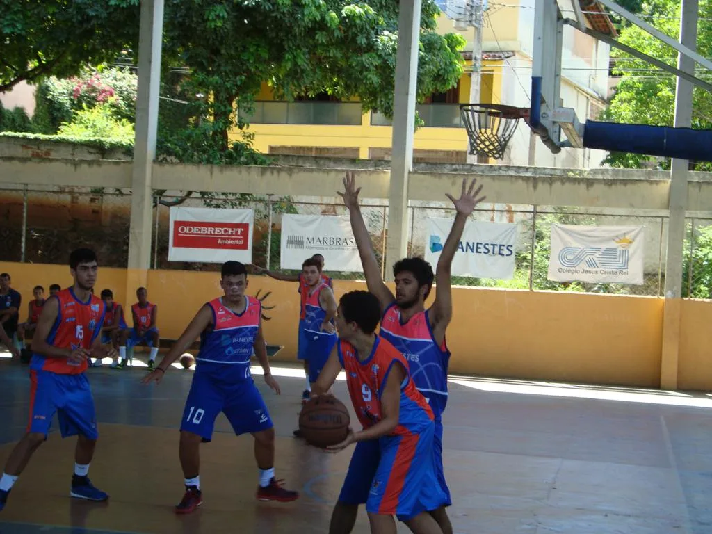 Equipes da LUSB de Cachoeiro voltam a vencer e lideram o Estadual de Basquete