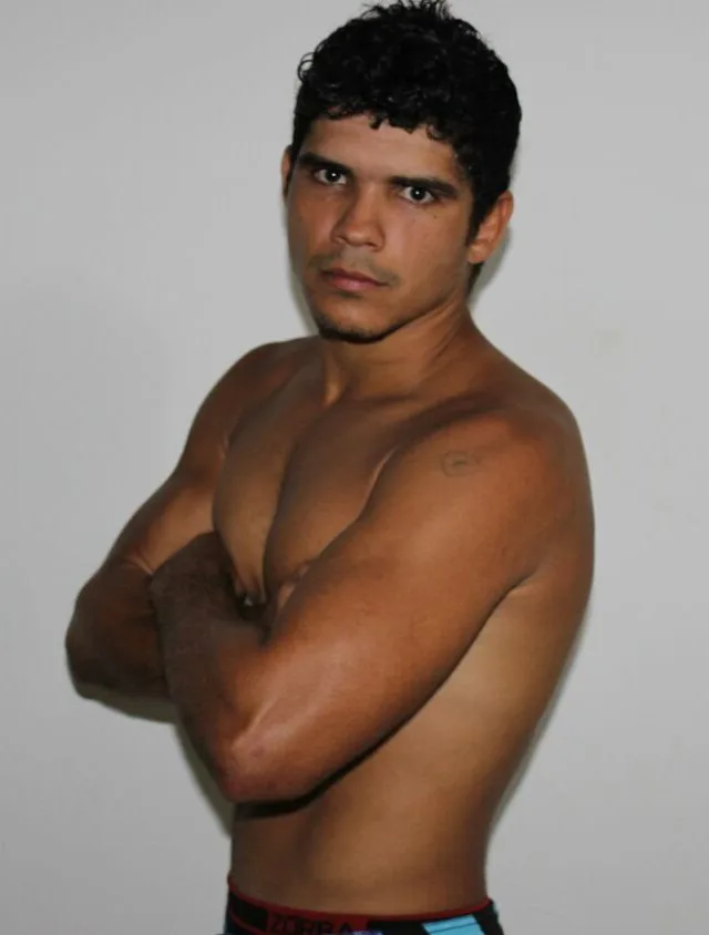 Jonas Coelho se machuca e dá lugar a Renan Leal no Megafighters