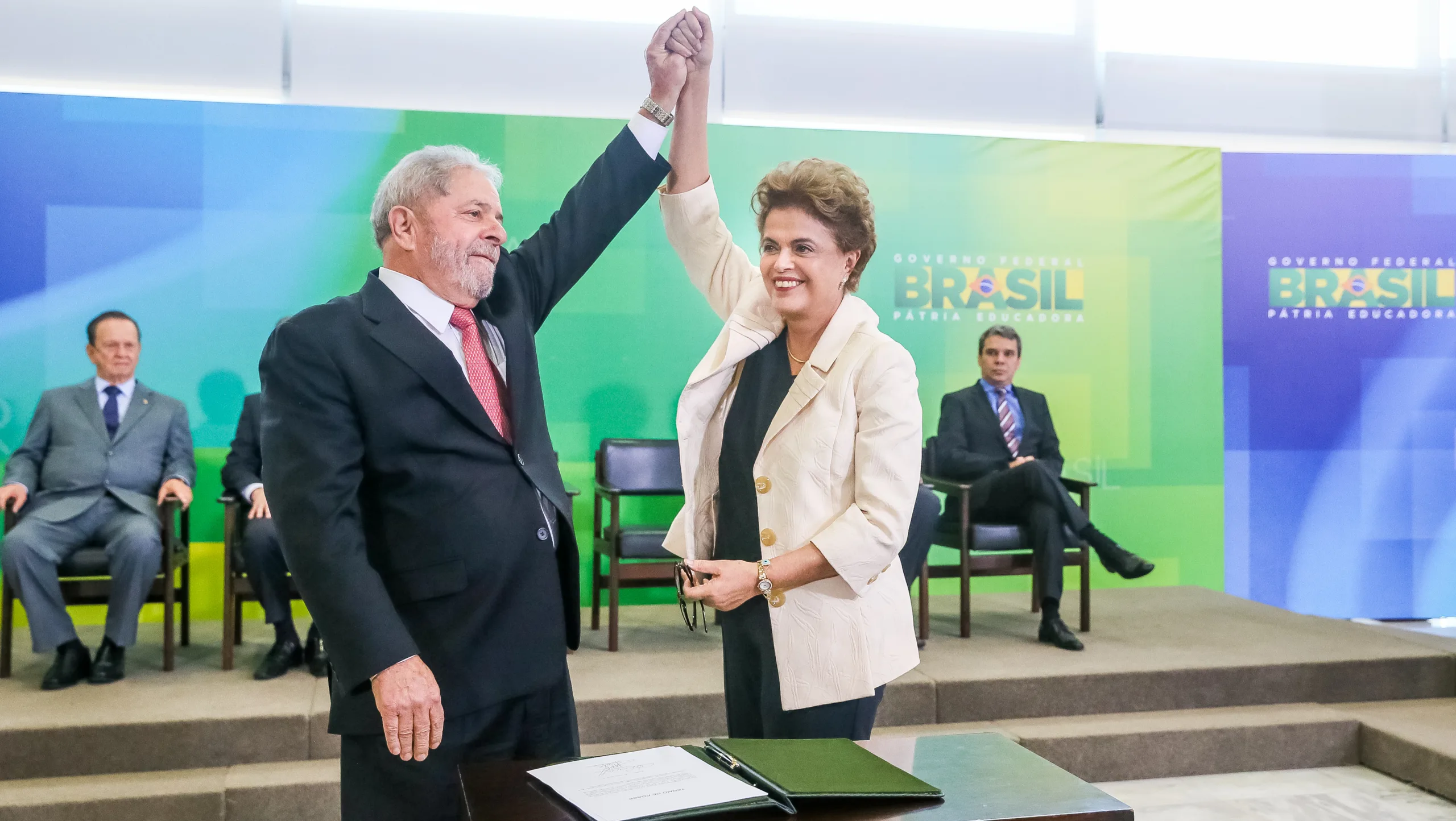 Brasília – DF, 17/03/2016. Presidenta Dilma Rousseff durante cerimônia de posse dos novos Ministros de Estado Chefe da Casa Civil, Luiz Inácio Lula da Silva; da Justiça, Eugênio Aragão; da Secretaria de Aviação Civil, Mauro Lopes e do Chefe de Gabinete Pessoal da Presidenta da República, Jaques Wagner. Foto: Roberto Stuckert Filho/PR