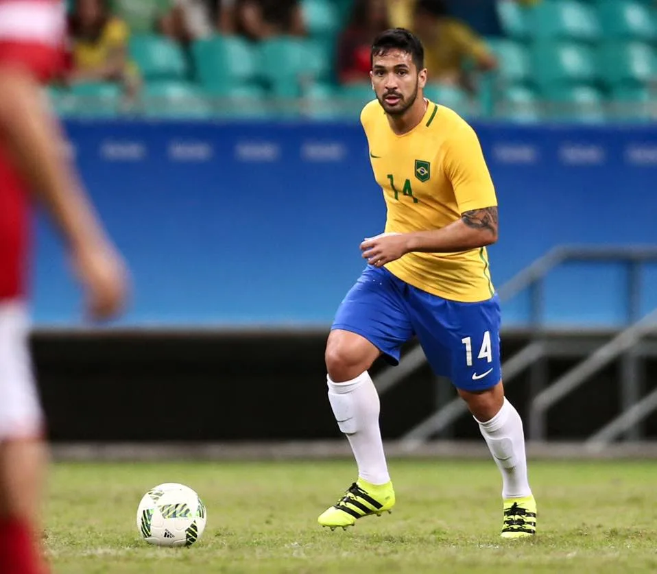 Com estreia de capixaba Luan, Brasil goleia Dinamarca e avança na Rio 2016