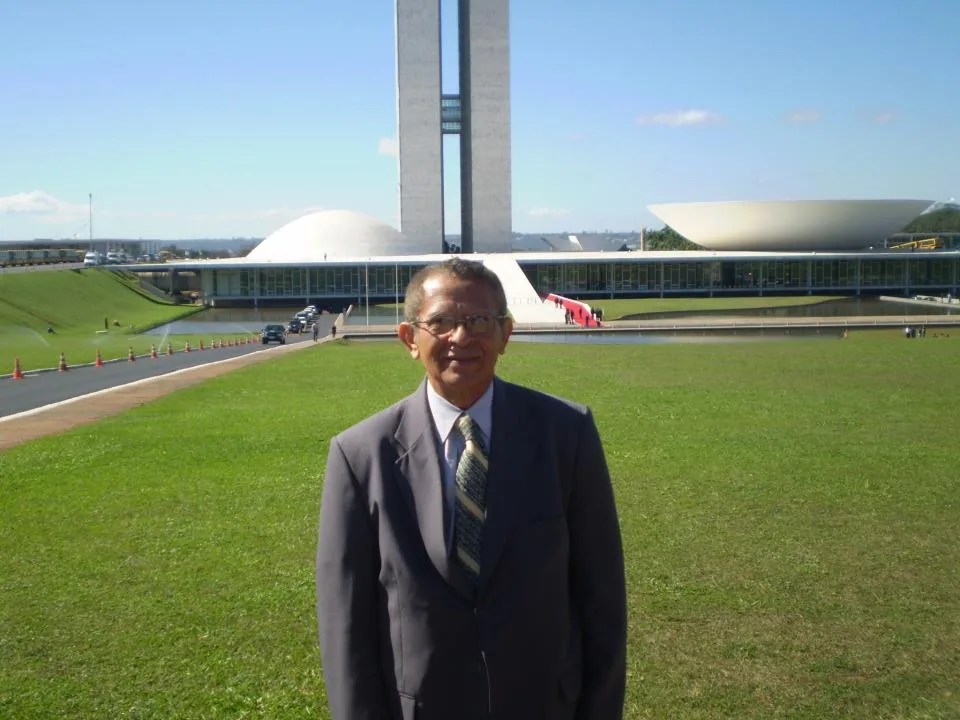 Idosos voltam a estudar, concluem graduação e se tornam referência para universitários no Estado