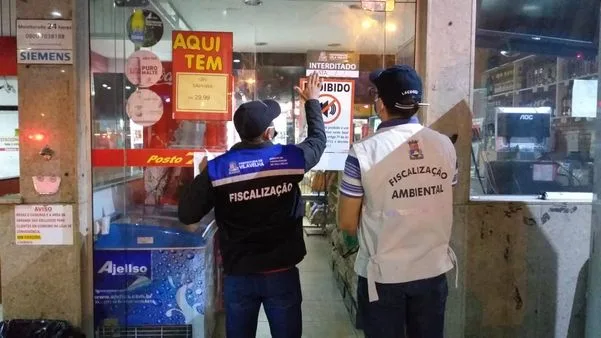 Festa clandestina: loja em posto de gasolina é interditada em Vila Velha