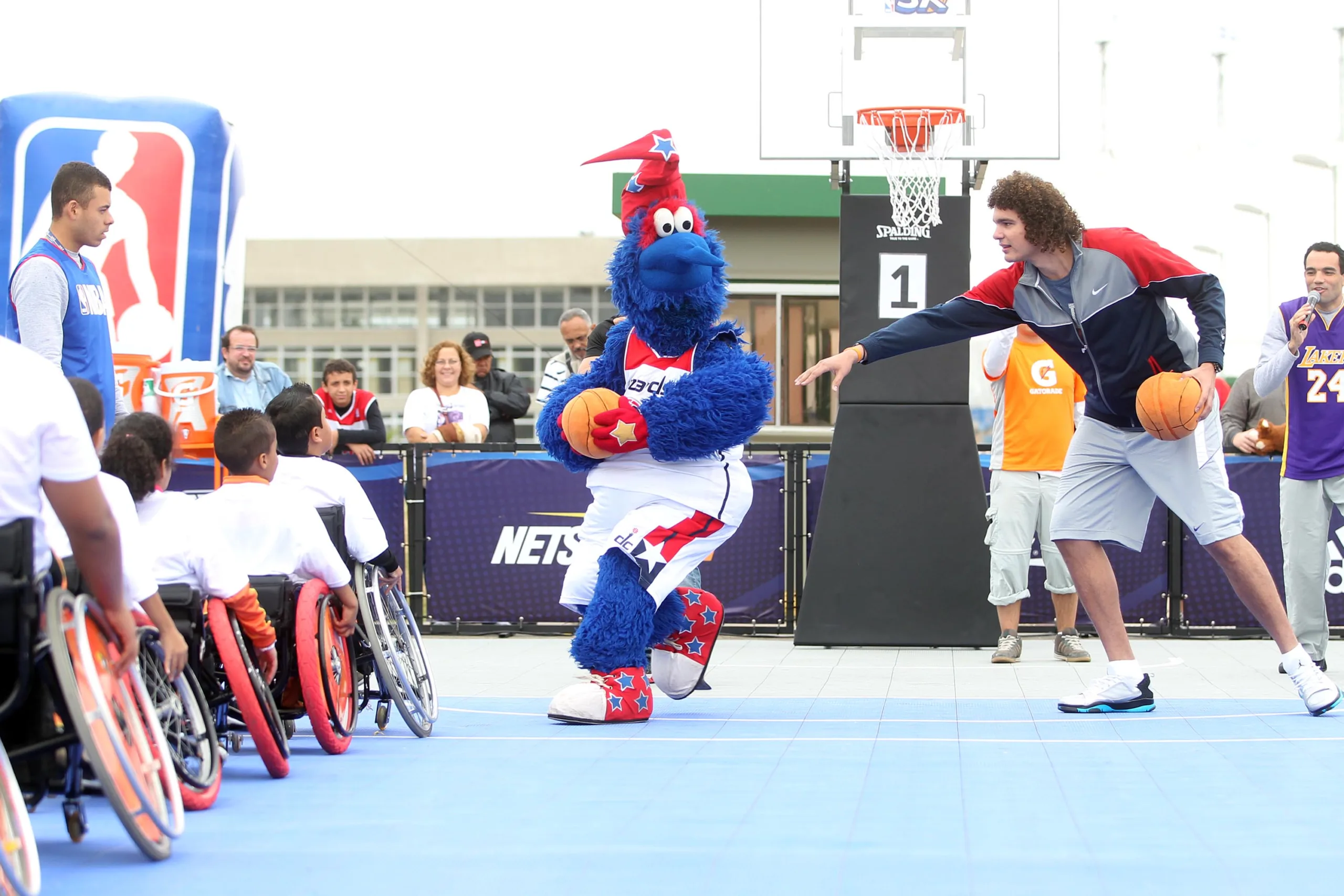 Anderson Varejão convoca capixabas para evento da NBA em Cariacica