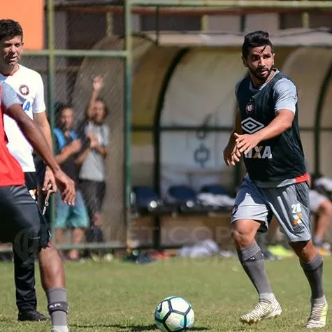 Em busca da liderança, Athletico-PR faz teste de fogo contra o Boca em Curitiba