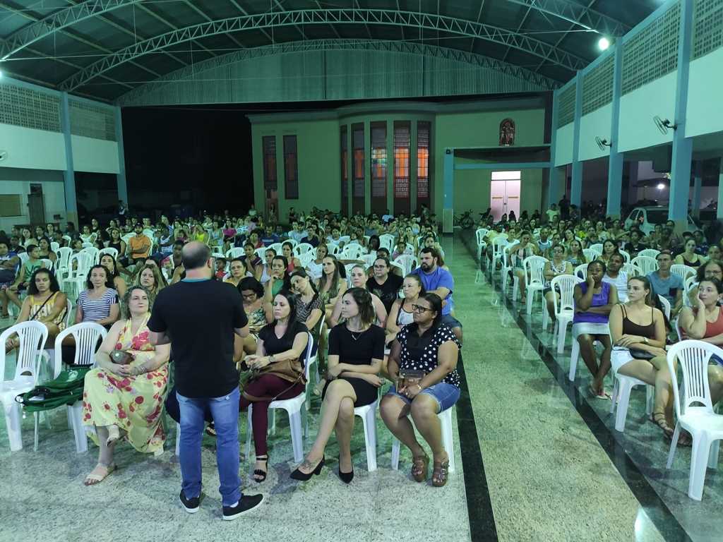 Encontro discute mudanças na rede municipal de ensino em Jerônimo Monteiro