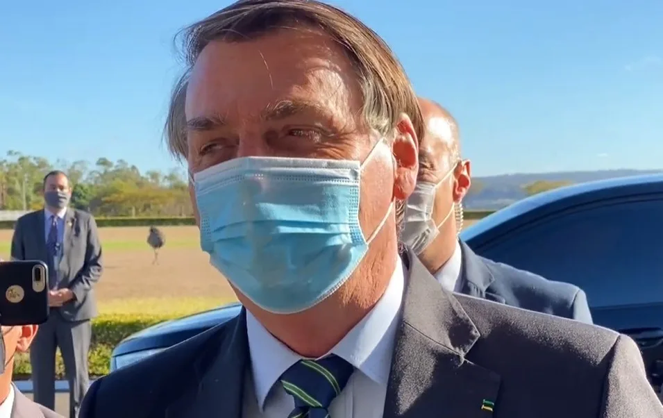 Bolsonaro: 'Recebi convites de 3 partidos, o PTB do Jefferson é um deles'