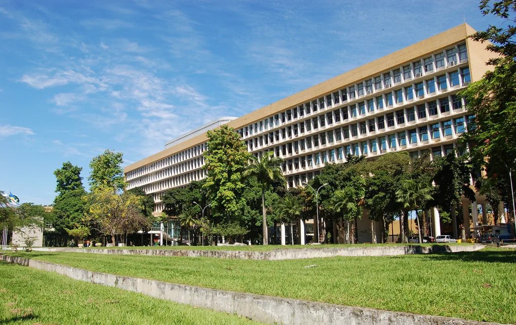 Corpo de estudante da UFRJ é encontrado no campus da universidade