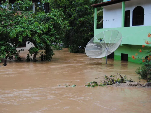 Chuva volta a atingir municípios capixabas e mais de 50 famílias continuam desabrigadas