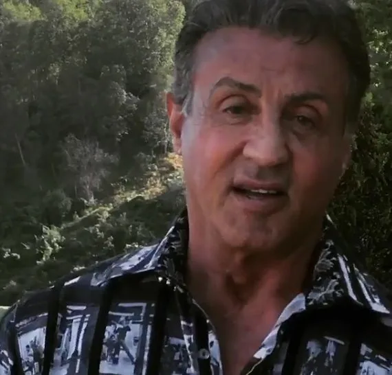 Sylvester Stallone abandona filme uma semana antes do início das filmagens