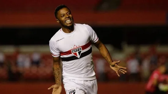 Lesionado, Michel Bastos desfalca São Paulo contra o Vasco na Copa do Brasil