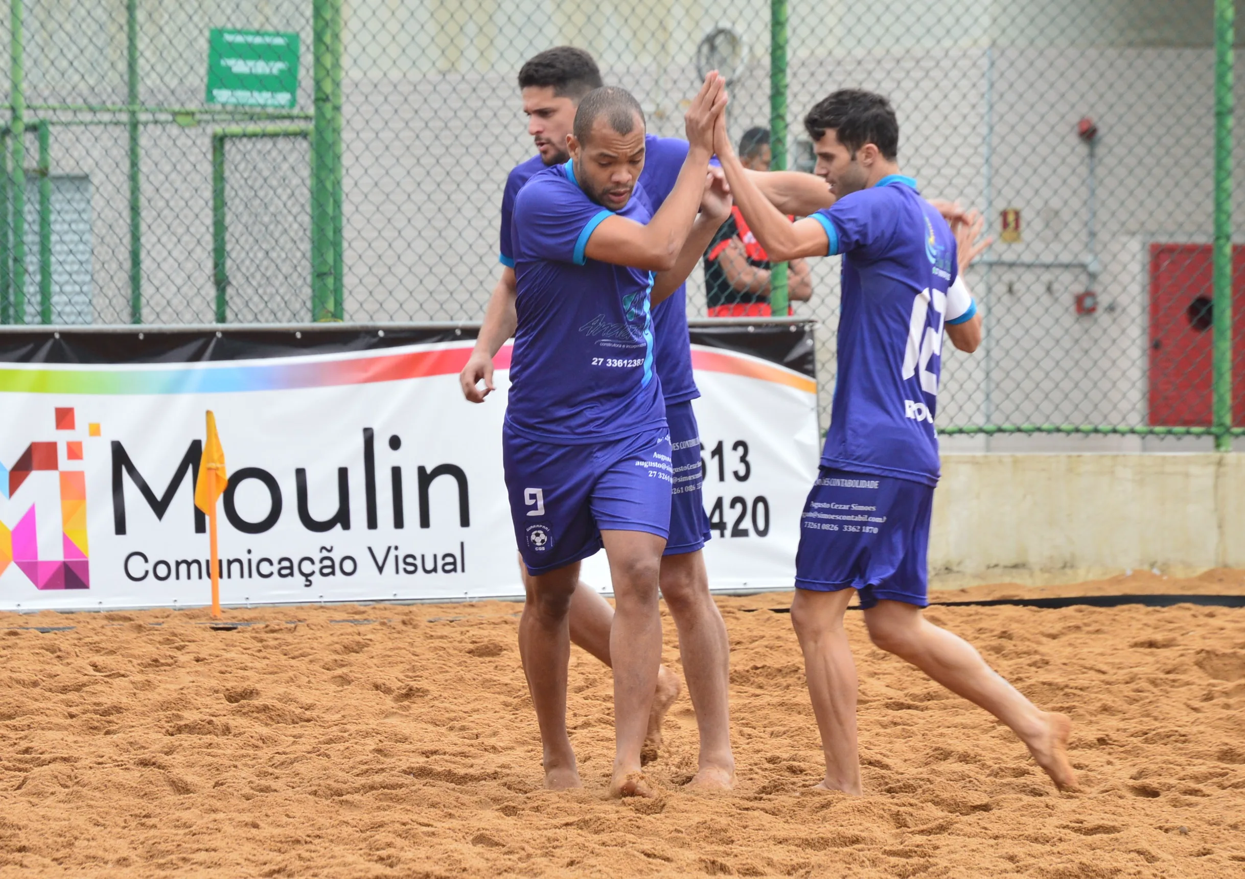 Estreia do Vitória Beach Soccer Cup é marcada por chuva de gols no Tancredão