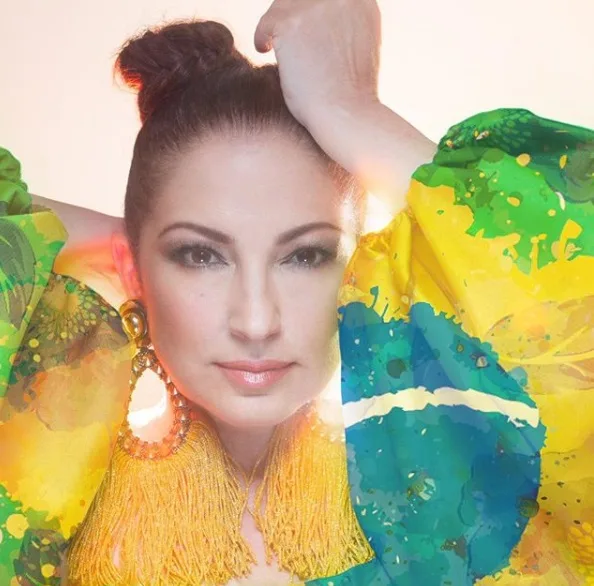 Gloria Estefan lança 'Brazil305', em que exalta ritmo e canta com Carlinhos Brown