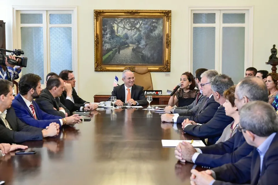 Hartung reúne secretariado para debater austeridade e Plano de Desenvolvimento Integrado